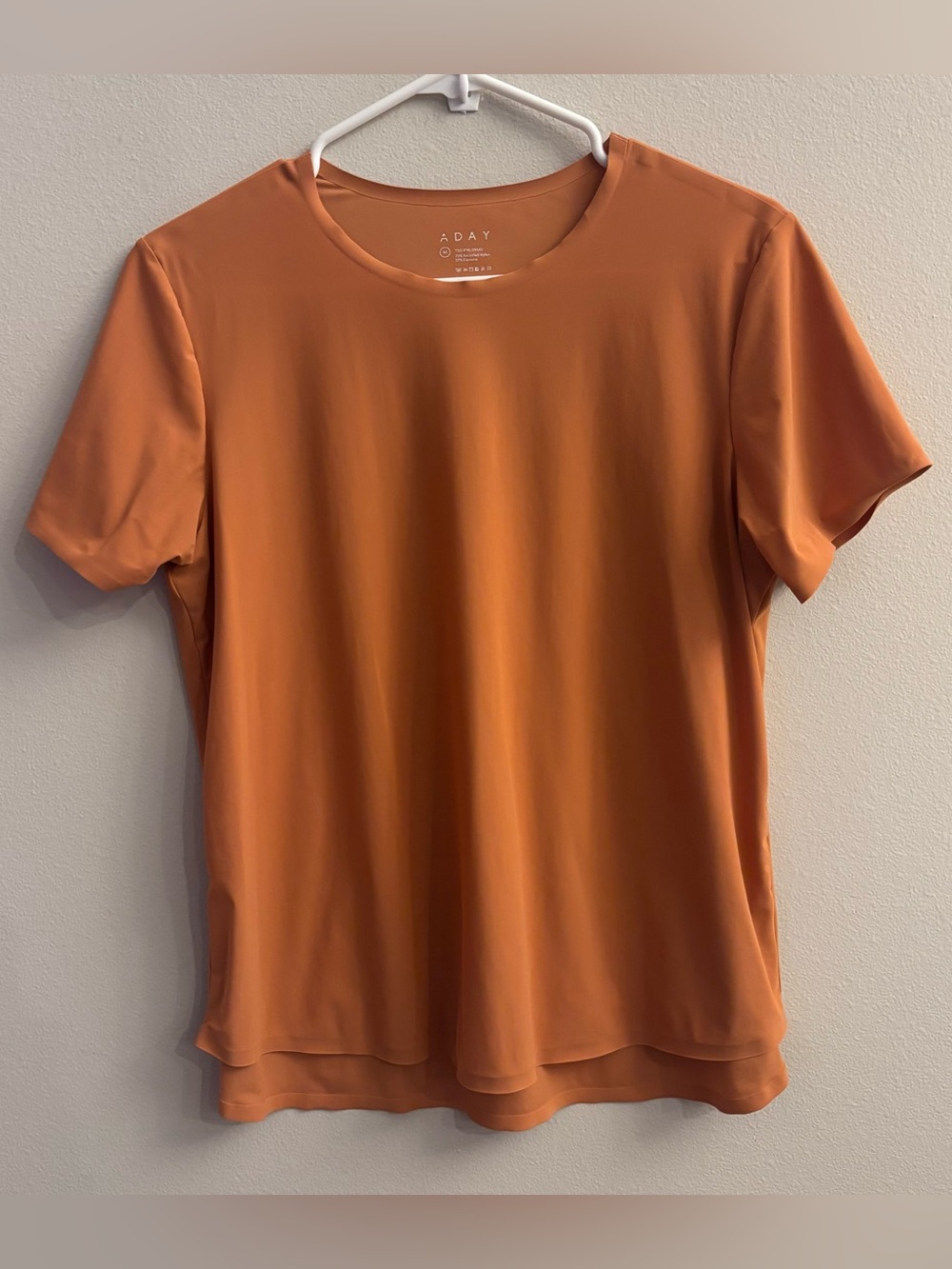 ADAY - Short Sleeve T-Shirt Made It Orange Papaya Size Medium